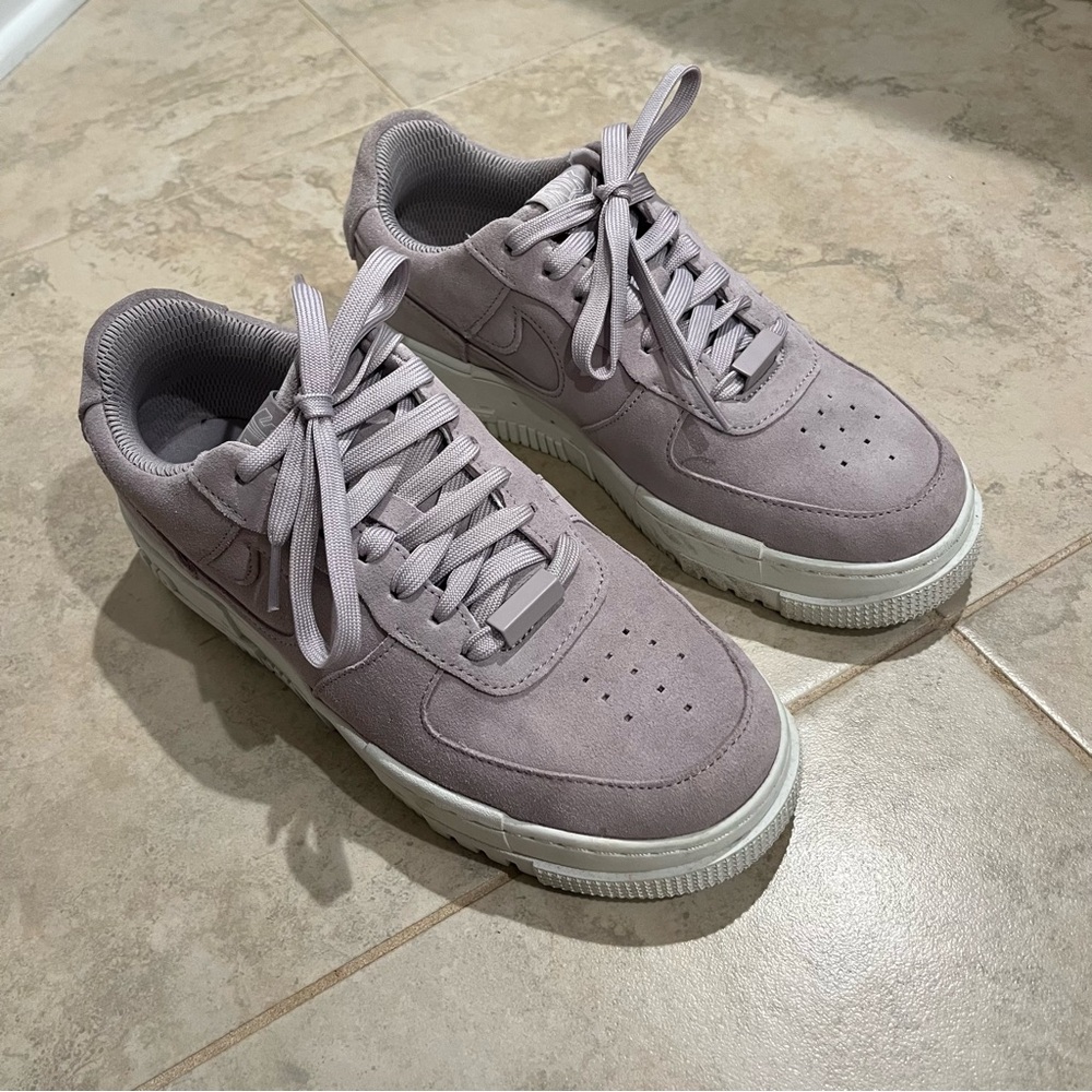 Platform Nike Air Force 1s in Lavender - Picture 2 of 4